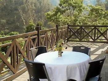 Forres Park Hotel 킹스톤