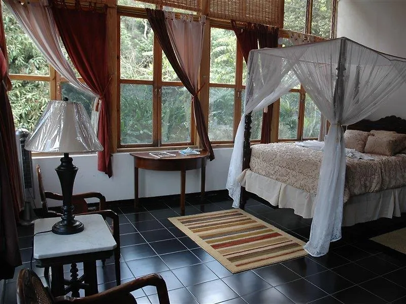 Forres Park Hotel 킹스톤 3*,